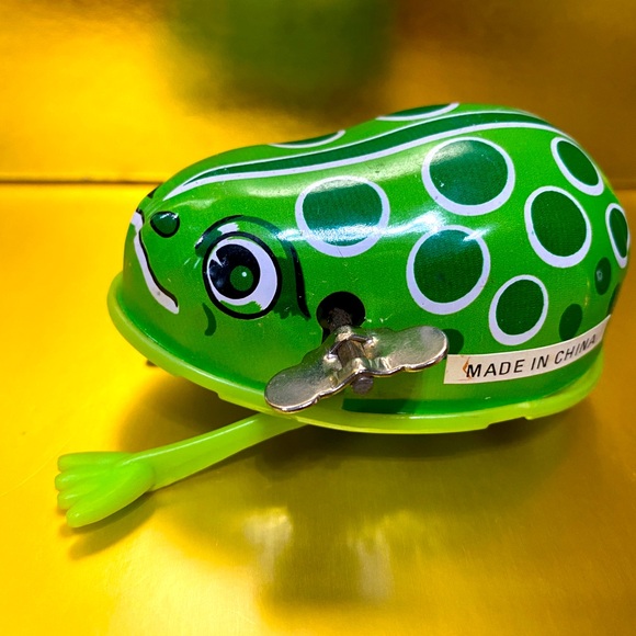 VINTAGE 80’s TIN TOYS WIND UP FROG & SWIMMING DUCK 4” - Picture 2 of 13